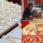 Giá vàng hôm nay (tối 13/6): Vàng SJC, nhẫn 9999 tăng vọt điên cuồng, chênh lệch thế giới lên vùng mới 