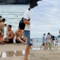 Nhóm cô gái tố bị quay lén khi mặc bikini ở biển Cát Bà, tiết lộ phải nghe nhiều lời khiếm nhã