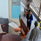 Trích xuất camera vụ gã đàn ông nhốt, dọa chém nữ thẩm phán và thư ký tòa, hé lộ nguồn cơn sự việc