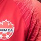 Tuyển thủ Canada kêu gọi mạnh tay với nạn phân biệt chủng tộc trên mạng trước World Cup 2026