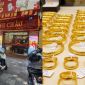 Giá vàng hôm nay (chiều 21/6): Vàng SJC, nhẫn 9999 đứt mạch tăng, người mua - bán 'mất hút', cửa hàng tung quy định lạ 