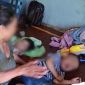 Vụ bé trai 4 tuổi bị ông bà nội bạo hành: Người mẹ quay clip không can ngăn có bị xử lý không?