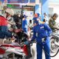 Giá xăng dầu hôm nay 26/6: RON 92 và E10 giảm hơn 10.700 – 11.500 đồng/lít, bảng giá đầy bình các mẫu xe số phổ biến