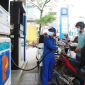 Giá xăng dầu trưa 25/6: RON 92 giảm mạnh gần 10.000 đồng/lít, E10 chính thức ‘thủng đáy’, giá lăn bánh Hyundai Grand i10