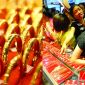 Giá vàng hôm nay (chiều 25/6): Vàng SJC, nhẫn 9999 giảm thủng đáy, giao dịch mua - bán đìu hiu 