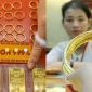Giá vàng hôm nay (trưa 26/6): Vàng SJC, nhẫn 9999 lấy lại đà tăng, người mua ‘mất hút’, chênh lệch thế giới lên kỷ lục 