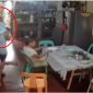 Clip mẹ bế con tháo chạy khi động đất, mẹ già ngồi bất động chịu trận gây tranh cãi: Chủ clip lên tiếng