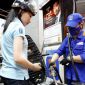 Giá xăng dầu chiều 30/6: Dầu diesel giảm hơn 22.000 đồng/lít, RON 92 và E10 rẻ hiếm có, giá lăn bánh Mitsubishi Xforce