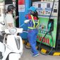 Giá xăng dầu hôm nay 5/7: RON 92 giảm hơn 10.000 đồng/lít, E10 lùi về mức ‘rẻ cắt gốc’, bảng giá đầy bình xe ga 125cc