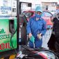 Giá xăng dầu chiều 10/7: E10 và RON 92 đồng loạt giảm hơn 10.000 đồng, dầu diesel tăng, giá lăn bánh Honda CR-V ra sao?