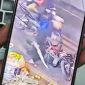 TP.HCM: Camera ghi cảnh nhóm thanh niên mang hung khí rượt đuổi, đập phá xe máy lúc 3 giờ sáng