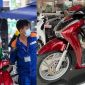Giá xăng dầu tối nay 11/7: Xăng E10 RON95 dự báo về 17.000 đồng, E5 RON92 giảm sập sàn, bảng giá xe máy Honda cực rẻ