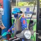Giá xăng dầu sáng nay 15/7: Xăng E10 RON95 'lao đầu' về mốc 17.000 đồng, E5 RON92 'phá đáy', giá đầy bình xe máy Yamaha