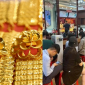 Giá vàng hôm nay chốt phiên 19/7: Vàng trong nước đảo chiều quá nhanh, cảnh báo 'đòn bẩy mua đuổi'