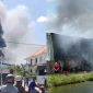 Hiện trường vụ cháy công ty may ở Đồng Tháp: Nhà xưởng bị thiêu rụi, 240 công nhân chạy thoát thân