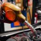 Giá xăng dầu hôm nay dự báo tăng mạnh, xăng E10 tăng gần 2.000 đồng/lít? Dầu diesel tăng cao hơn?