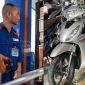 Giá xăng dầu trưa nay 23/7: Xăng E10 RON95 có tín hiệu về 17.000 đồng, E5 RON92 lao dốc mạnh, Honda Vision cực rẻ