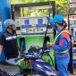 Giá xăng dầu chiều nay 27/7: Xăng E10 giảm 9.985 đồng/lít, RON 92 sắp về lại đáy, bảng giá lăn bánh Hyundai Grand i10
