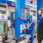 Giá xăng dầu hôm nay 29/7: Xăng RON 92 và E10 giảm gần 10.000 đồng, sắp ‘rẻ như bèo’, bảng giá đầy bình xe ga 150-160cc