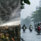 Mây dông 'khổng lồ' áp sát Hà Nội, nhiều khu vực nội thành sắp hứng mưa trong vài giờ tới!