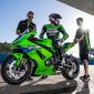 Kawasaki Ninja ZX-10R 2026 với 3 điểm khiến người mê tốc độ hài lòng và 3 hạn chế vẫn cần khắc phục