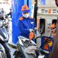 Giá xăng dầu hôm nay 2/8: Xăng E10 RON95 nắm cơ hội về 17.000 đồng, E5 RON92 còn rẻ hơn nữa? Giá đầy bình xe máy Yamaha