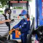 Giá xăng dầu hôm nay 2/8: E10 RON95 và E5 RON92 'lao dốc' 8.000 đồng từ đỉnh, Diesel cực rẻ, giá đầy bình xe máy Piaggio