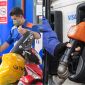Cập nhật giá xăng dầu hôm nay 4/8: Xăng dầu trong nước sắp có giá mới, E10 có thể giảm 1.000 đồng/lít