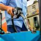 Giá xăng dầu hôm nay chiều 5/8: Cập nhật bảng giá mới nhất, xăng E10, dầu diesel bao nhiêu một lít?