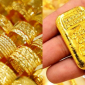 Giá vàng hôm nay chiều 12/8: Vàng trong nước vừa giảm đã bật tăng, vàng thế giới đi hướng trái ngược