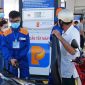 Giá xăng dầu hôm nay 17/8: Xăng E10 RON 95 giảm ‘đứt phanh’, E5 RON 92 xuống mức ‘rẻ như bèo’, giá lăn bánh VinFast VF 3