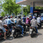 Cập nhật giá xăng dầu hôm nay 21/8 mới: Xăng dầu tăng dựng đứng? Dầu diesel cán mốc 28.540 đồng/lít 