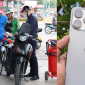 Giá xăng dầu hôm nay 23/8: E10, E5 tăng mạnh hơn 500 đồng, dầu Diesel đắt nhất, iPhone 15 Pro Max rẻ bèo