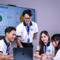 Học Kinh doanh ở đâu để được va chạm doanh nghiệp thật?