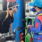 Giá xăng dầu hôm nay 30/8: Xăng E10 RON 95 giảm ‘cắm đầu’, E5 RON 92 không xa 17.000 đồng/lít, giá đầy bình xe ga 110cc