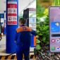 Giá xăng dầu hôm nay 30/8 lao dốc, E10, E5 giảm từ đỉnh hơn 8.000 đồng, Samsung S25 Edge rẻ bèo