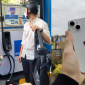 Giá xăng dầu hôm nay 3/9 sau kỳ nghỉ lễ, giá xăng E10 gần 23.000 đồng, E5 vẫn rẻ, giá iPhone 14 rẻ kỷ lục
