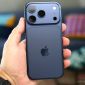 Quên iPhone 18 Pro đi, iPhone 17 Pro đang rẻ kỷ lục, trang bị không kém nhiều, vẫn có AI mới