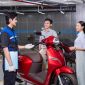 Đổi từ xe xăng sang xe máy điện: Điều gì giúp người dùng yên tâm thay đổi thói quen?