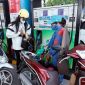 Giá xăng dầu chiều 13/10: Dầu diesel đã giảm 2 kỳ, RON 92 và E10 RON 95 đang có giá bao nhiêu? Giá đầy bình xe ga 110cc