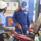 Giá xăng dầu tối 14/10: Dầu diesel về mức rẻ, RON 92 và E10 RON 95 từ chiều mai cũng giảm mạnh? Giá đầy bình ô tô Toyota
