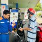 Giá xăng dầu trưa nay 14/10: Dầu diesel xuống gần đáy, RON 92 và E10 RON 95 ngày mai ‘về bờ’? Giá đầy bình ô tô Honda