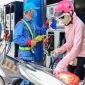 Giá xăng dầu tối 15/10: Dầu diesel tiếp tục giảm, E10 RON 95 và RON 92 đã về mức rẻ hơn, giá đầy bình xe ga 150-160cc