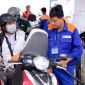 Giá xăng dầu hôm nay 18/10: Dầu giảm cách đáy 7.900 đồng, RON 92 và E10 RON 95 tụt về mốc rẻ, giá lăn bánh VinFast VF 3