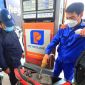 Giá xăng dầu tối nay 22/10: Xăng E10 RON 95 và E5 RON 92 tiếp tục giảm mạnh, đã rất gần đáy, giá đầy bình các mẫu xe số