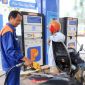 Giá xăng dầu tối nay 26/10: E5 RON 92 và E10 RON 95 giảm về lại mức rẻ, dầu đã gần sát đáy, giá lăn bánh VinFast VF 6