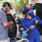 Giá xăng dầu chiều nay 27/10: Xăng E10 RON 95 ‘rơi tự do’, E5 RON 92 còn cách đáy 6.200 đồng, giá đầy bình xe ga 110cc