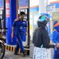 Giá xăng dầu hôm nay ngày 30/10: Xăng E10, E5 chính thức có giá mới, dầu diesel vượt mốc quan trọng