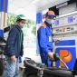Giá xăng dầu tối 31/10: E10 RON 95 và E5 RON 92 đều đang rẻ, dầu nhỉnh hơn đáy 9.000 đồng/lít, giá đầy bình ô tô Toyota