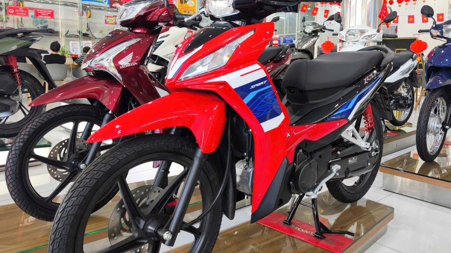 Giá xăng dầu trưa nay 19/4: RON92, RON95 rẻ như ‘bèo’, Honda Wave RSX FI cũng trên đà giảm thủng đáy